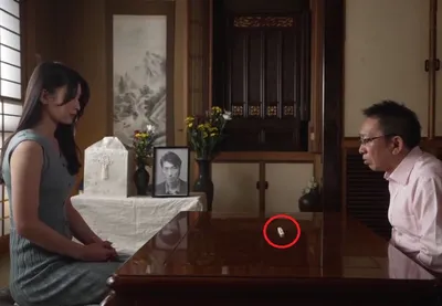 Một ngày sau tang lễ gã chồng, người yêu của con trai đã bị bố anh xã ép nện không bao đến mang thai